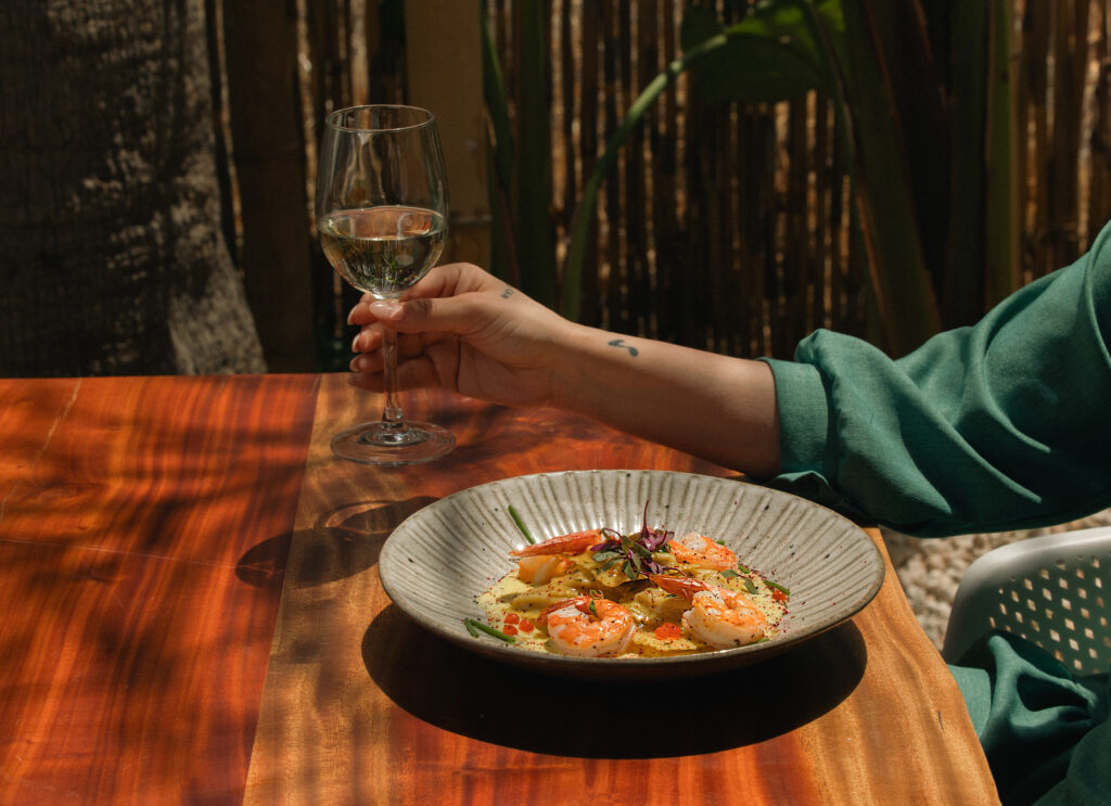 Montego Restaurant Food & Drinks