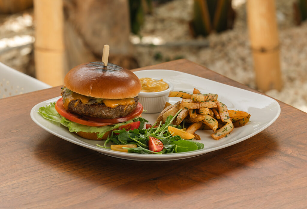 Montego Restaurant Burger